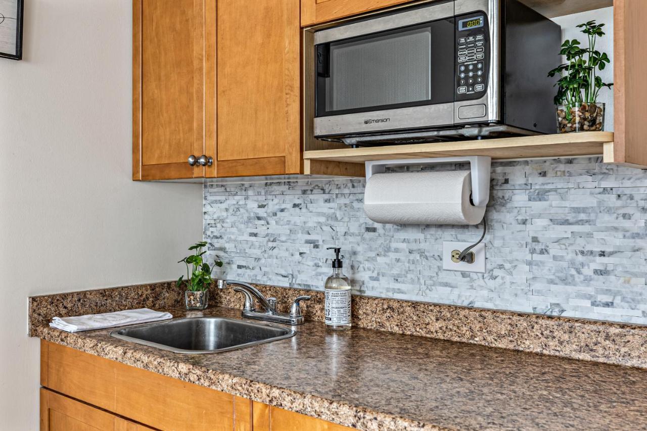 Modern Waikiki Condo Perfect For Beach Getaway! Honolulu Ngoại thất bức ảnh
